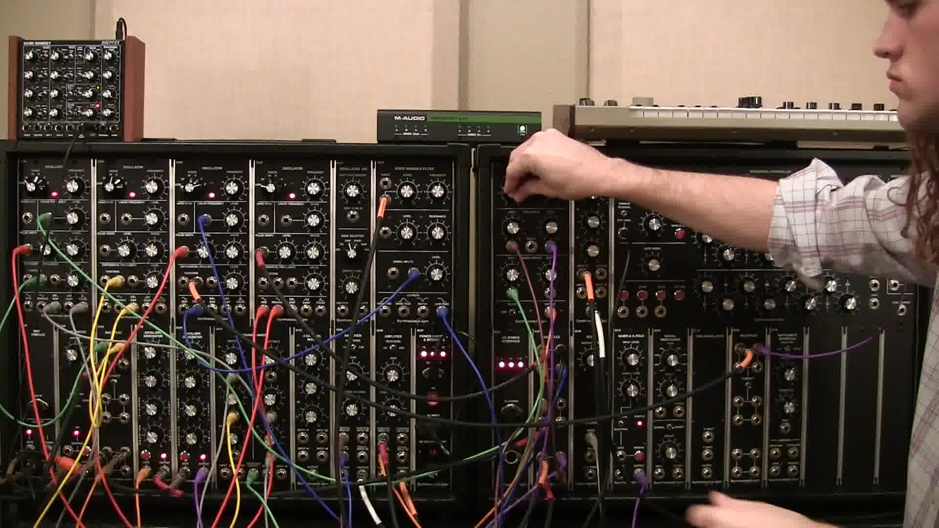  moog